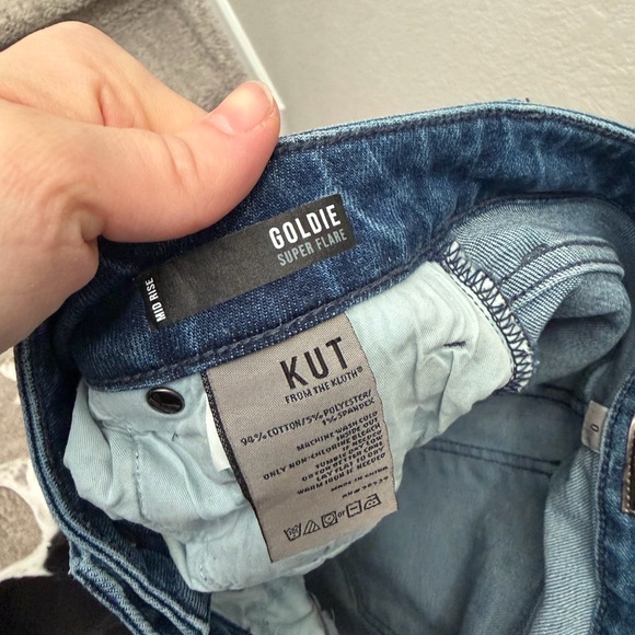 KUT from the Kloth Women's Goldie Mid Rise Super Flare-Wide Hem Size 0 - Picture 8 of 9